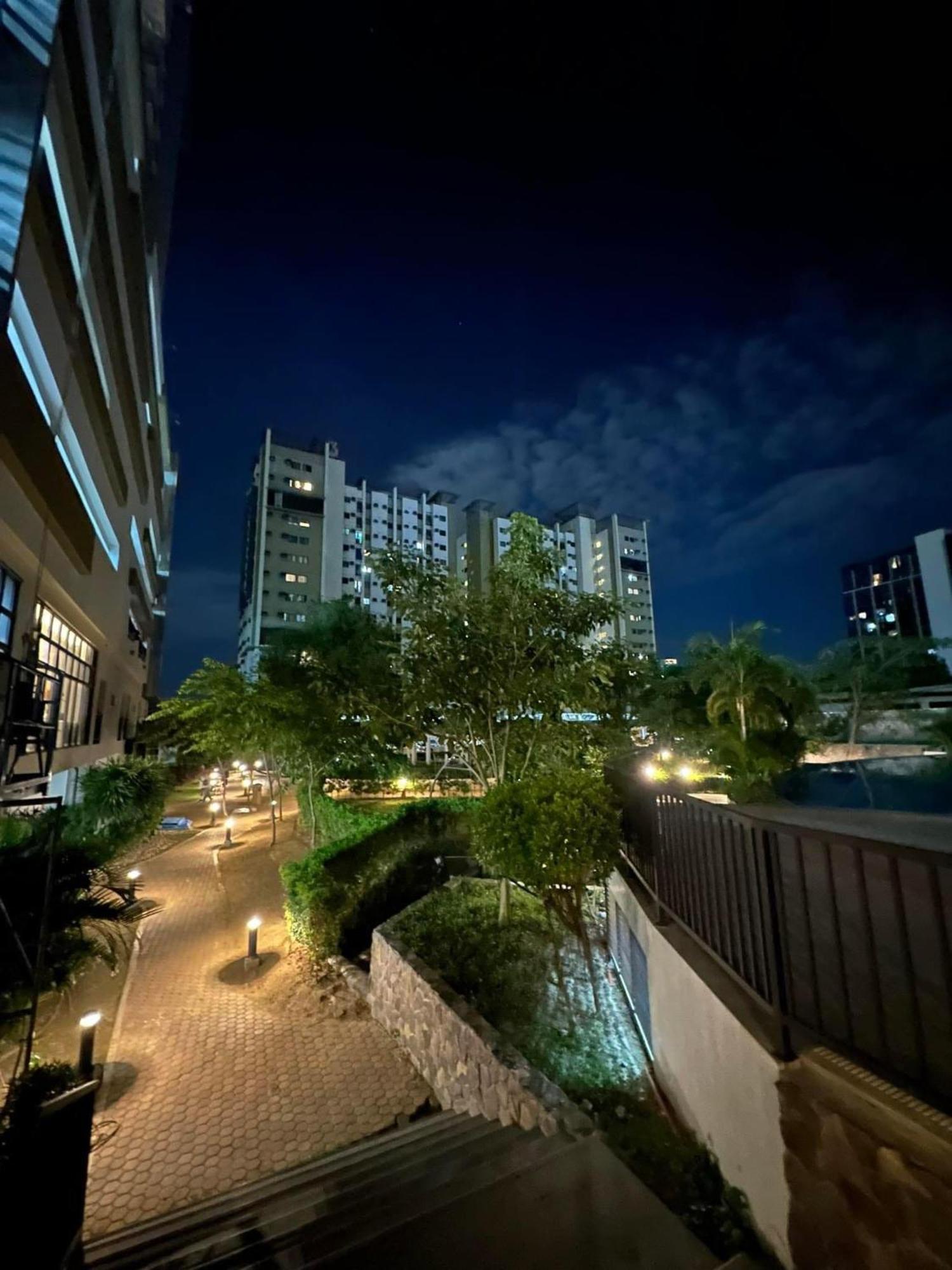 Arlowes At 20F Grand Residences 宿务 外观 照片